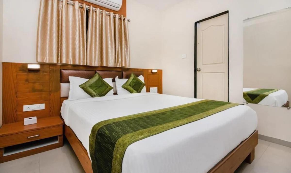Hotel Volga Plaza Mumbai Exterior photo